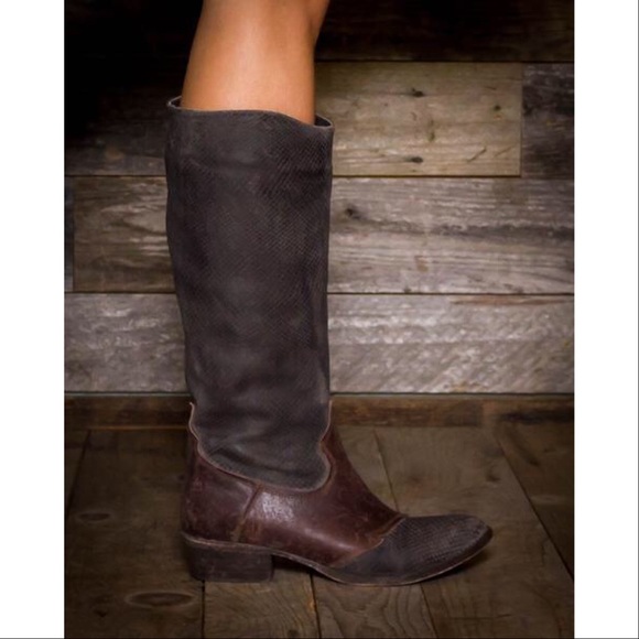 Saddle Distressed Cowboy Leather Boots - Picture 4 of 7